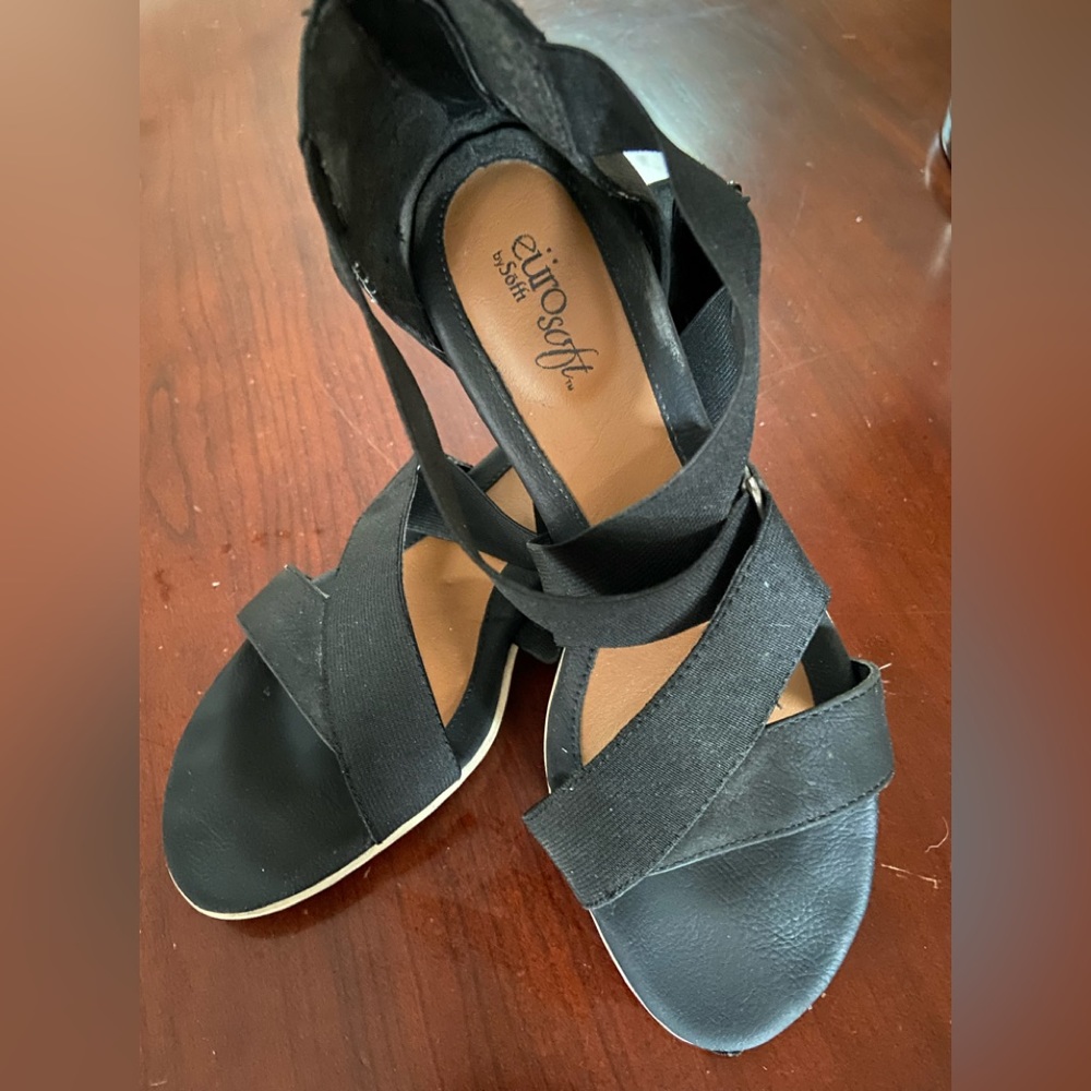 Sofft Strappy Sandals